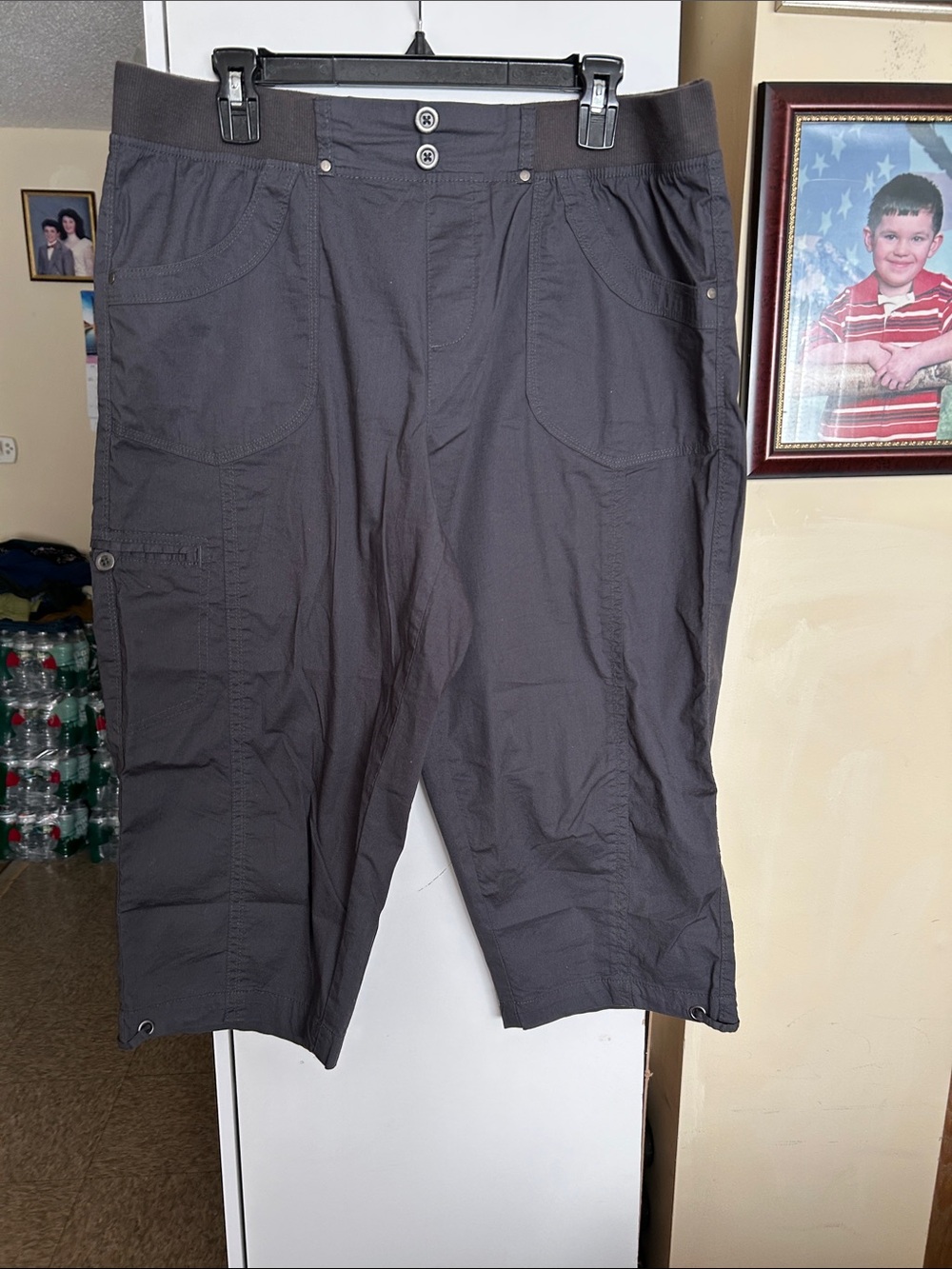 Womenβs Charcoal Cargo Capris with Elastic Waist